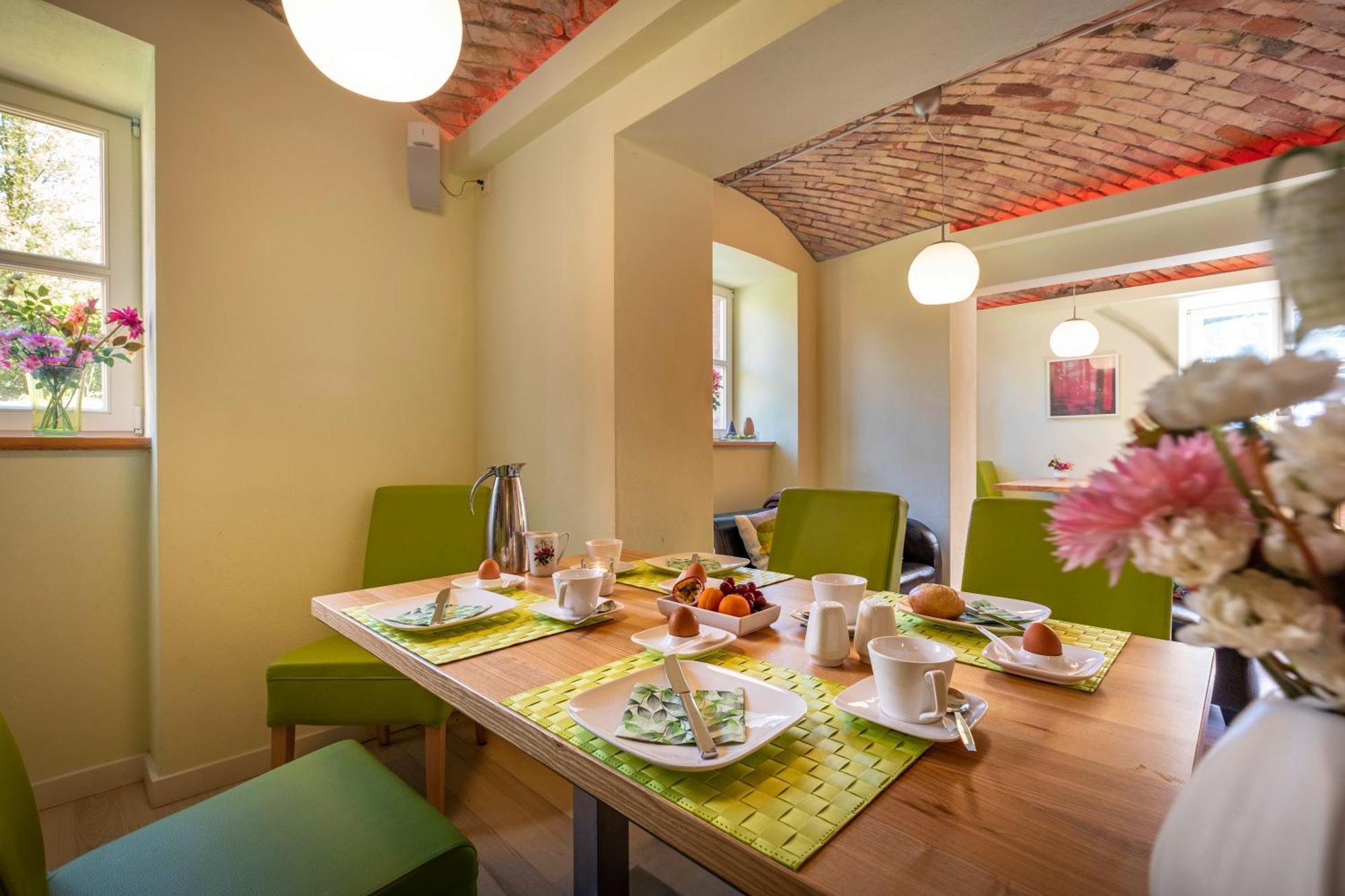 Gutshof Falkenhagen Apartment