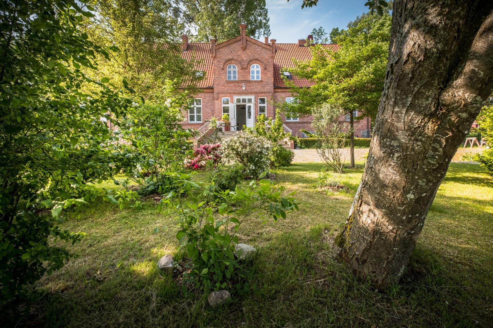 Gutshof Falkenhagen *